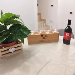 Il Conte A Casa , Napoli Italia